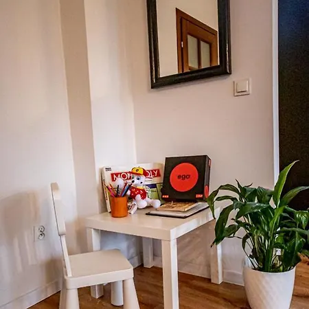 Marklissa Lägenhet *